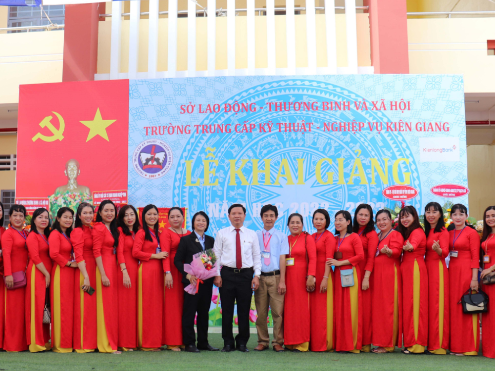 Trường Trung Cấp Kỹ Thuật - Nghiệp Vụ Kiên Giang
